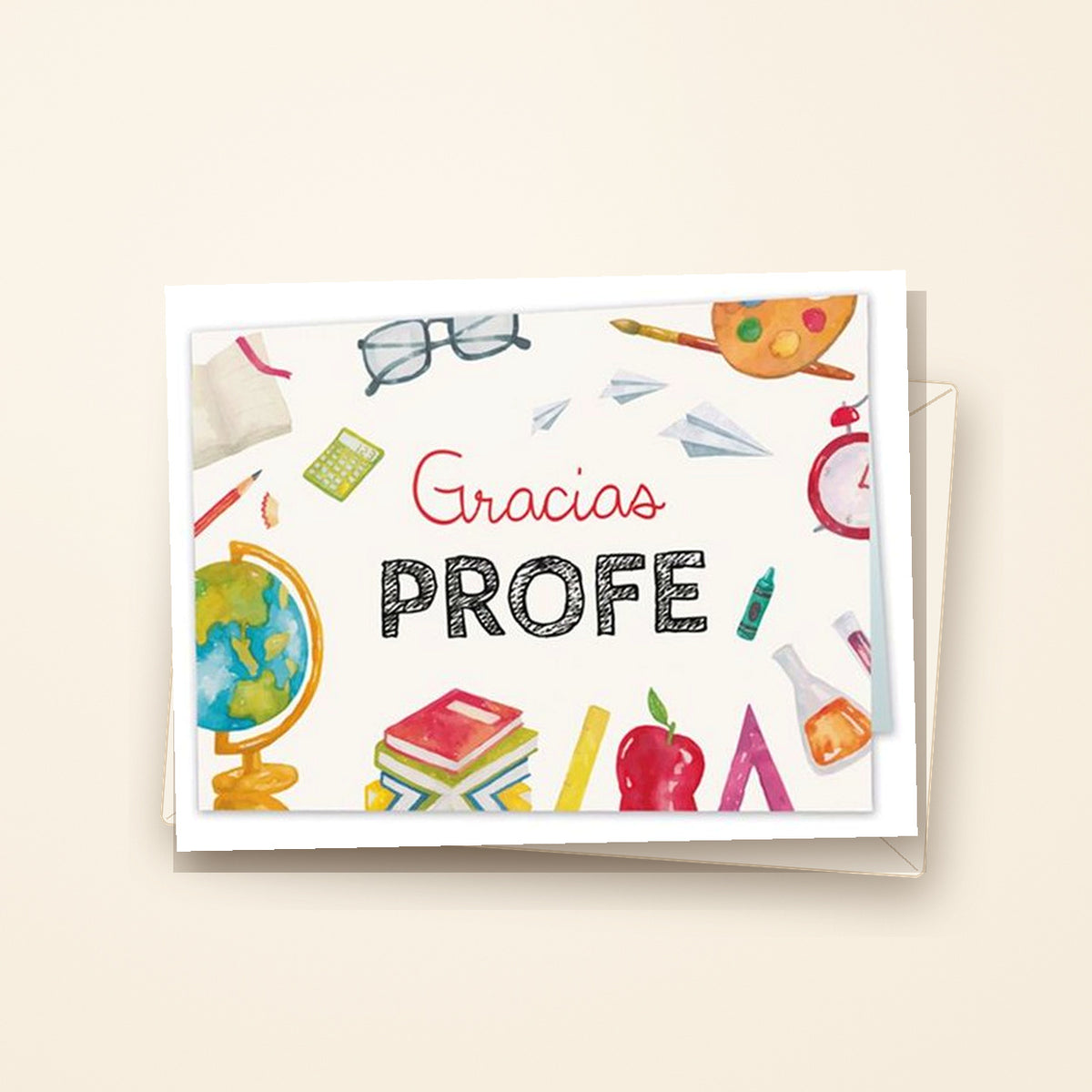 Tarjeta GRACIAS PROFE presentada con sobre sobre fondo crema