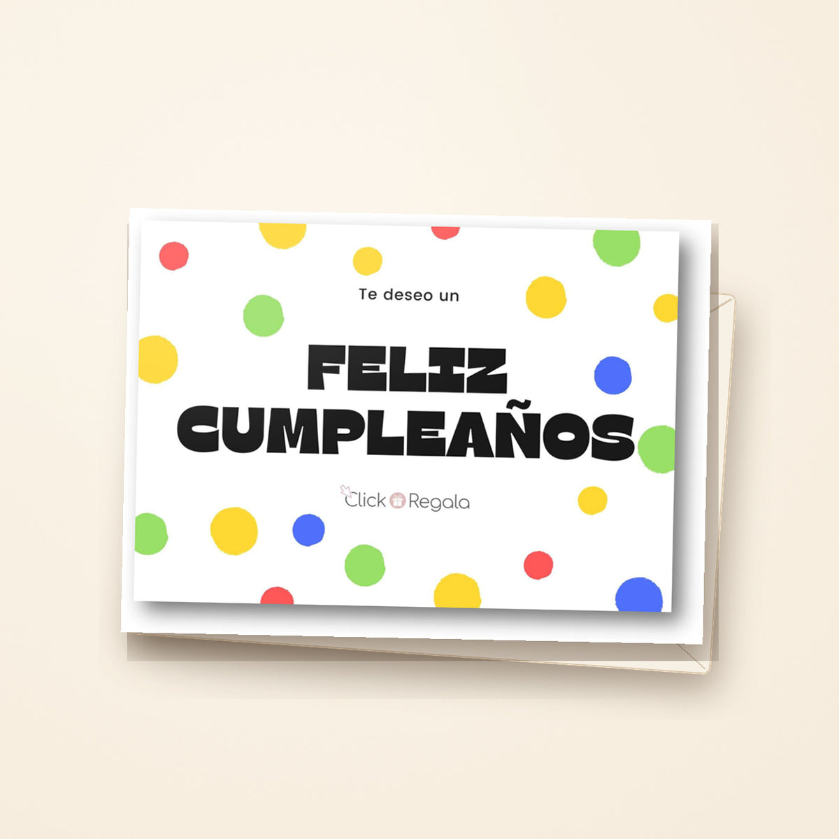 Tarjeta ¡Feliz Cumpleaños! presentada con sobre sobre fondo crema