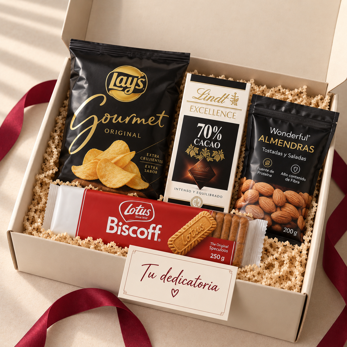 Caja regalo Un Capricho de Click Regala con Lay's Gourmet, Lindt, Lotus y almendras